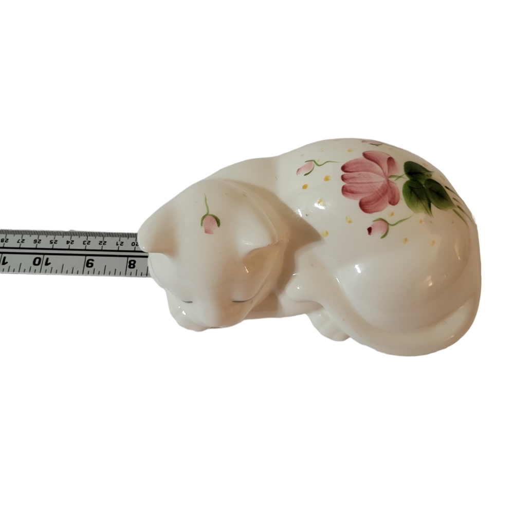Vintage Sleeping Kitty Cat Figurine Hand Painted Flowers - Picture 9 of 11